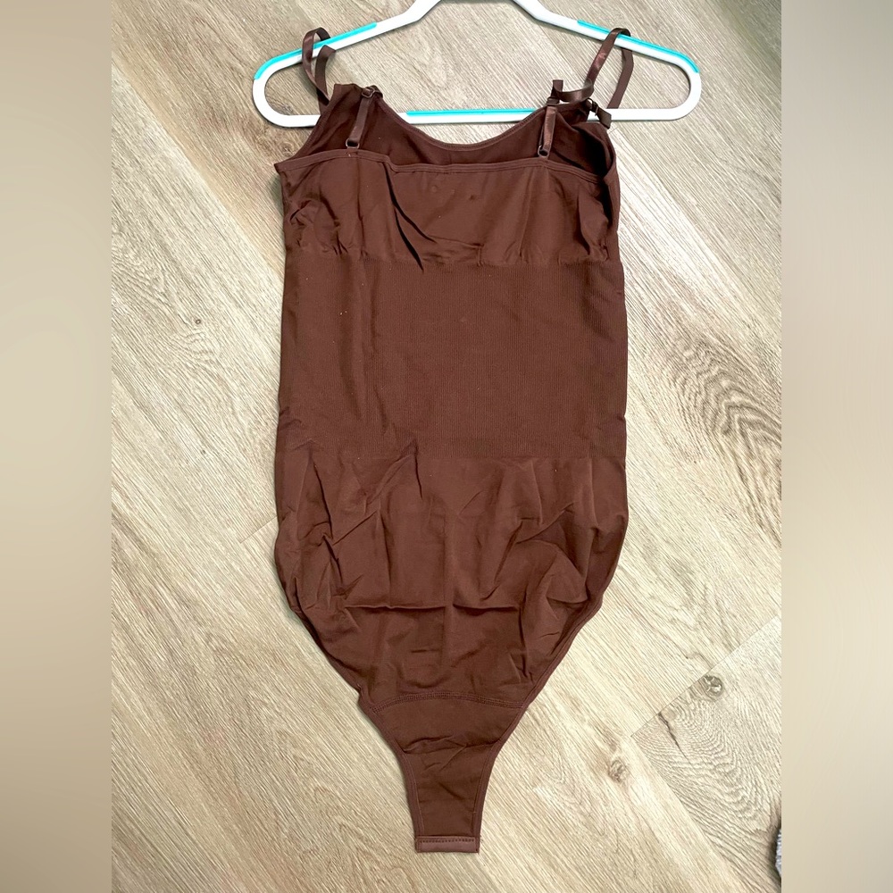 Seamless Slimming Bodysuit - Coffee - New in Packaging - Picture 2 of 6